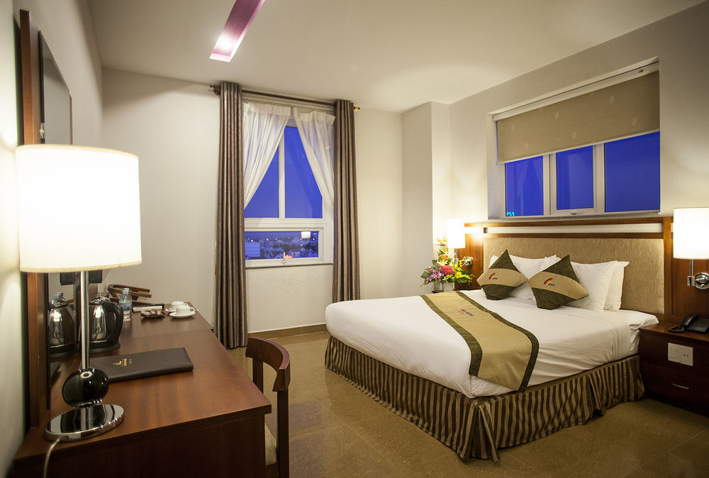 Vian Hotel Đà Nẵng Exterior foto